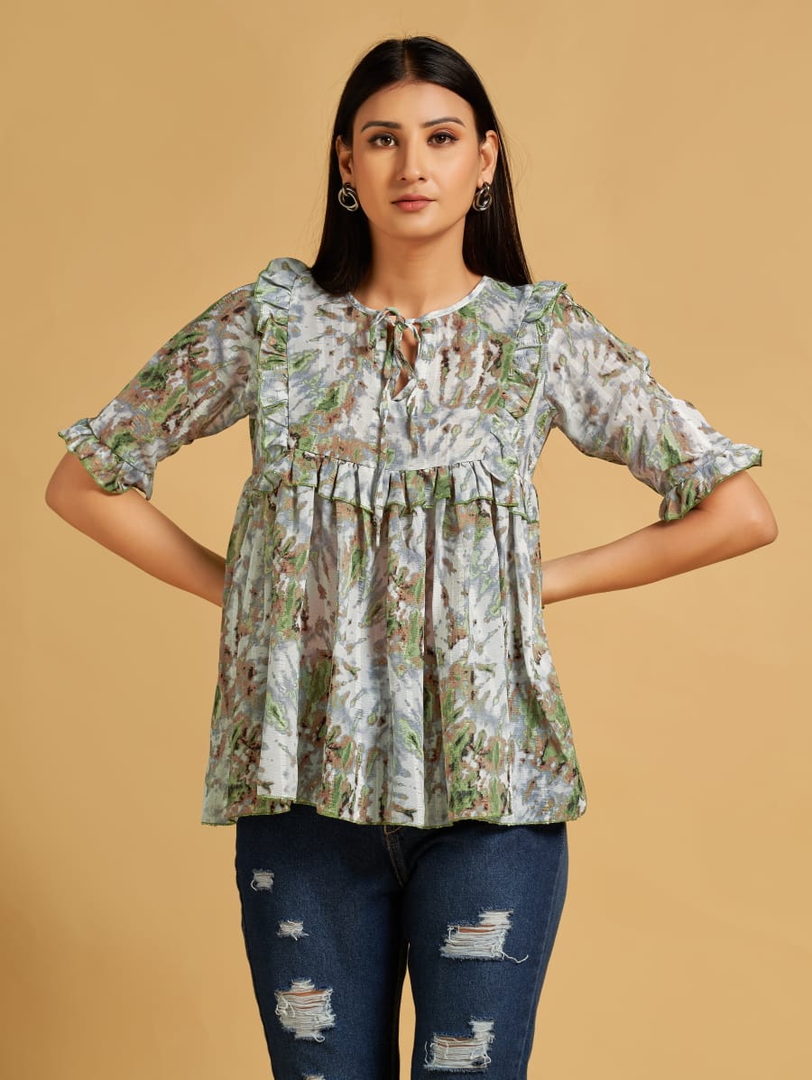 Yaani 2001 Printed Western Ladies Top Catalog
